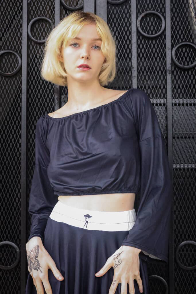 Donny's Angel Off-shoulder Contrast Top And Skirt Set